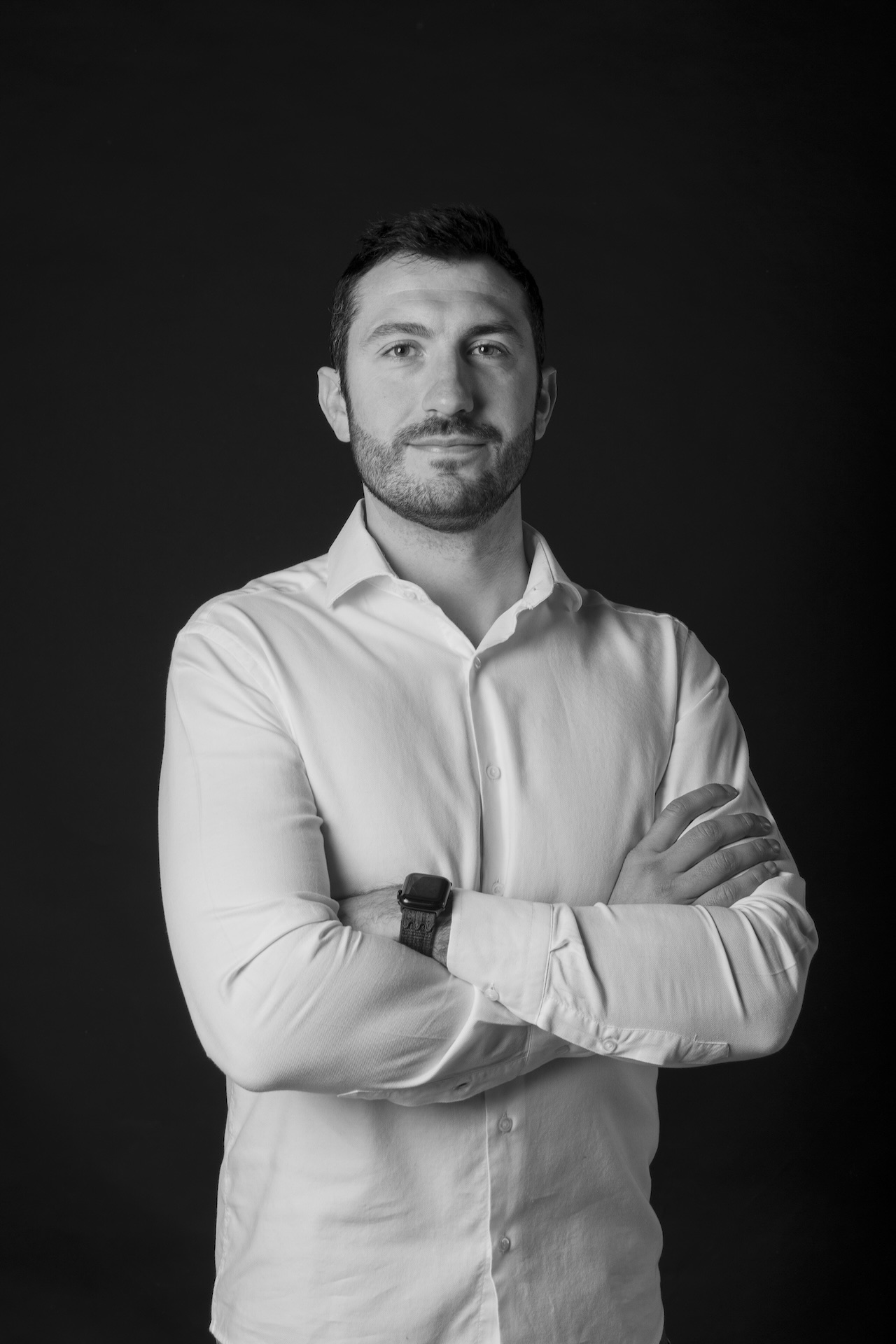 <span style="font-weight: 400;">Daniele</span><br/>Fondatore e Direttore Artistico